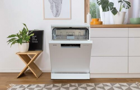 Посудомоечная машина Gorenje GS642C90W белый