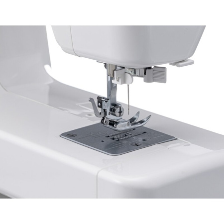Швейная машина Janome XE337