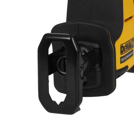 Сабельная пила DeWalt DCS369N
